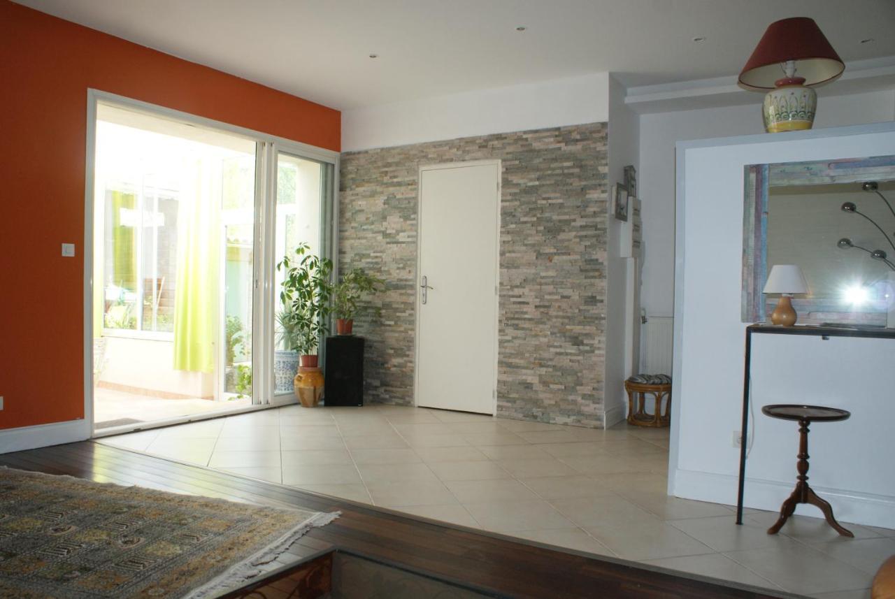 Spacieuse Maison De Village Climatisee Avec Jardin Patio Bessan Екстериор снимка