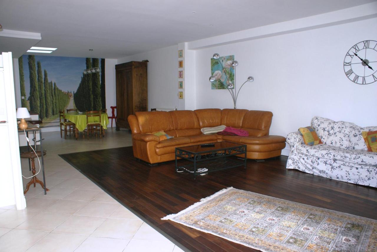 Spacieuse Maison De Village Climatisee Avec Jardin Patio Bessan Екстериор снимка